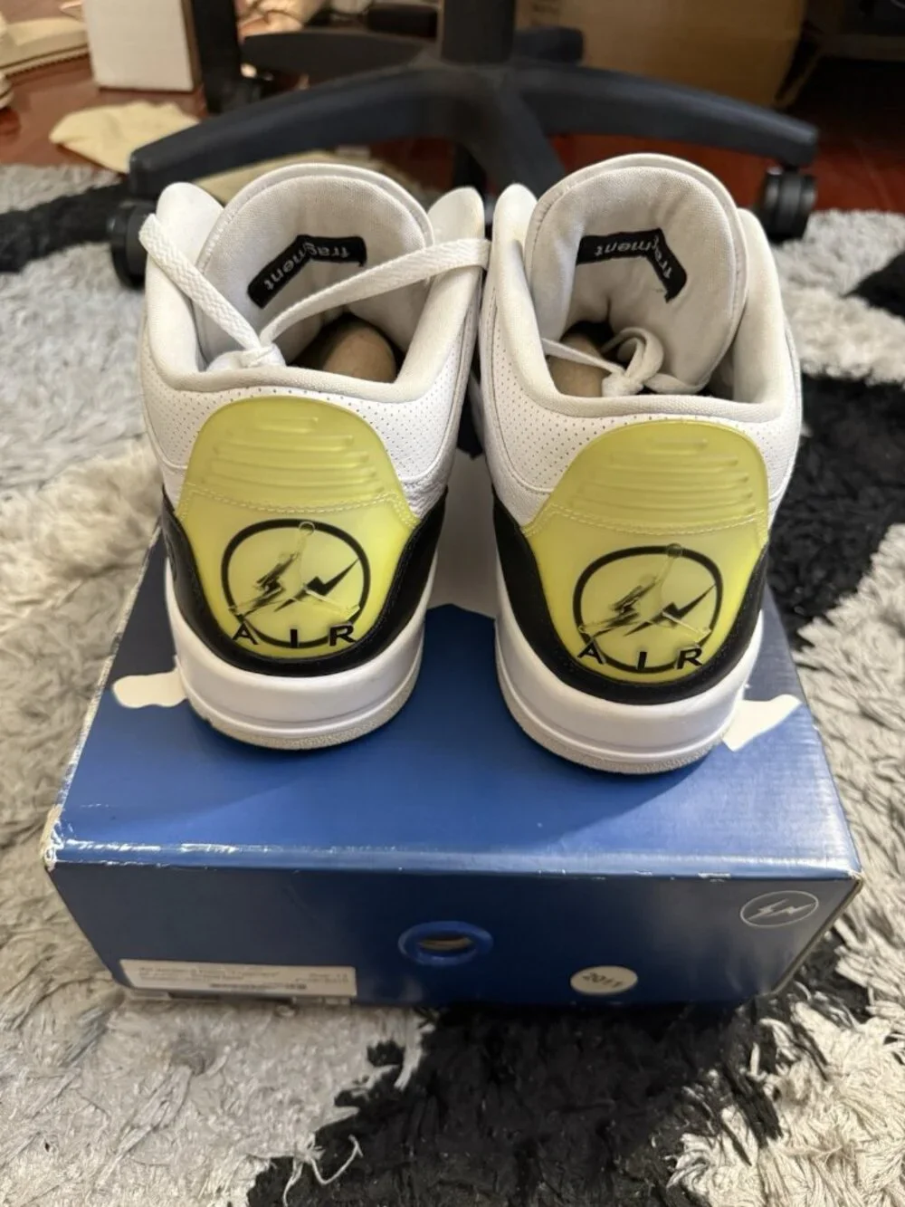 Air Jordan 3 Retro SP x Fragment Design White DA3595-100 Men's Size 13